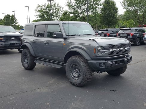 New 2025 Ford Bronco Badlands image 3