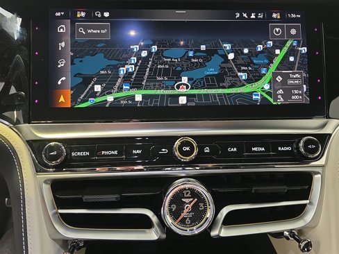 New 2025 Bentley Flying Spur Plug-In Hybrid image 9