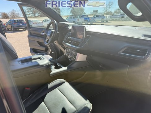 Used 2023 GMC Yukon SLT image 29