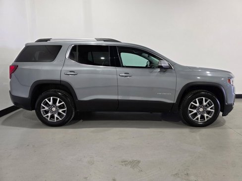 Used 2023 GMC Acadia SLT image 22