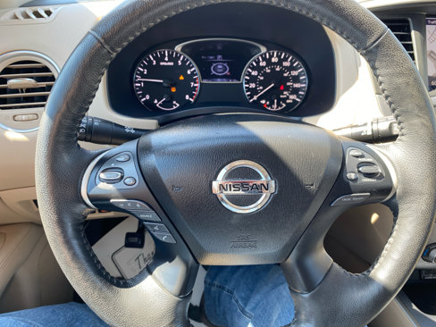 Used 2020 Nissan Pathfinder SL image 25