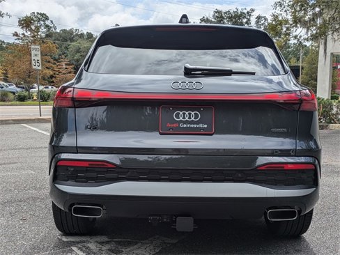 New 2025 Audi Q5 Prestige image 7