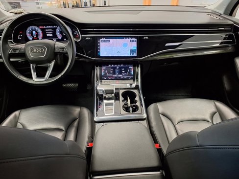Used 2024 Audi Q7 3.0T Premium Plus image 16