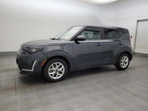 Used 2023 Kia Soul LX w/ Option Group 015 image 2