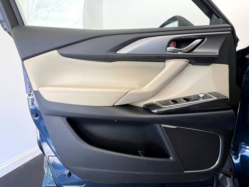 Used 2019 MAZDA CX-9 Touring w/ Touring Premium Package image 7