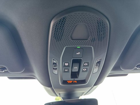 Certified 2024 Porsche Panamera image 29