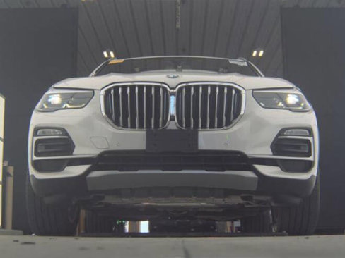 Used 2020 BMW X5 xDrive40i w/ Premium Package image 4