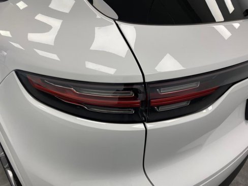 Used 2021 Porsche Cayenne image 13