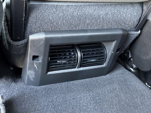 Used 2022 RAM 1500 Classic SLT image 26