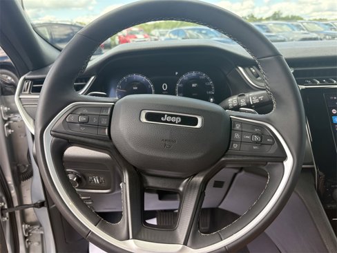 Certified 2024 Jeep Grand Cherokee L Laredo image 20