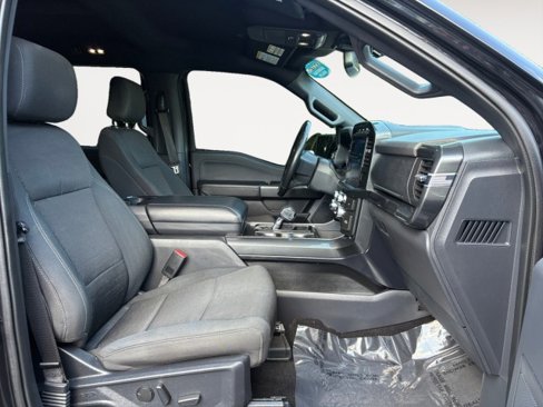 Used 2022 Ford F150 XLT w/ Equipment Group 302A High image 10