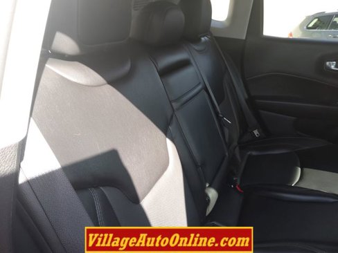 Used 2019 Jeep Compass High Altitude image 32