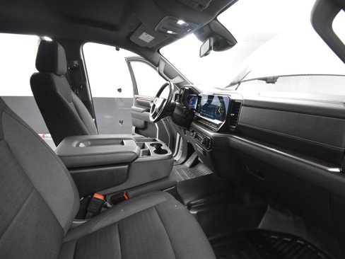 Used 2024 Chevrolet Silverado 2500 LT w/ Convenience Package image 52