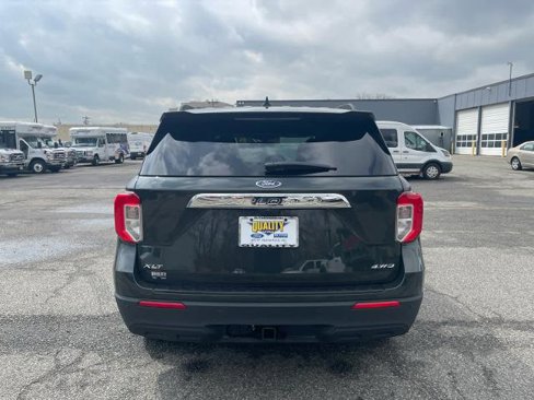 Certified 2022 Ford Explorer XLT w/ Class IV Trailer Tow Package image 5