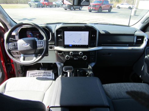 Used 2023 Ford F150 Lightning XLT image 19