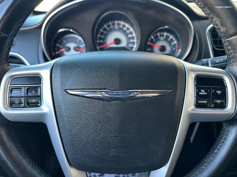 Used 2012 Chrysler 200 Touring image 17