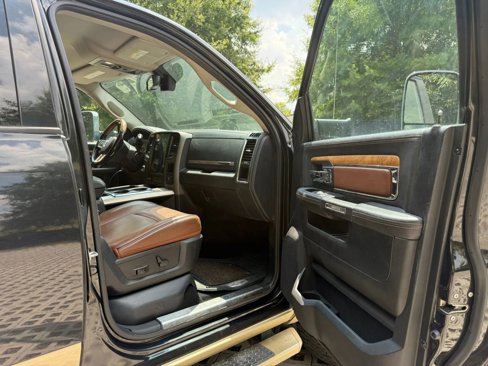 Used 2015 RAM 2500 Longhorn w/ Convenience Group image 14