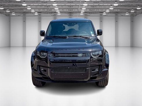New 2025 Land Rover Defender 110 V8 image 8