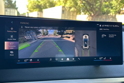 New 2026 BMW iX xDrive60 w/ Premium Package image 17