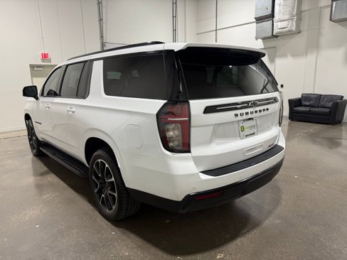 Used 2023 Chevrolet Suburban RST w/ Luxury Package image 7