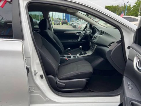 Used 2014 Nissan Sentra S image 12