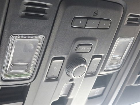 Used 2024 GMC Yukon Denali w/ Denali Reserve Package image 28