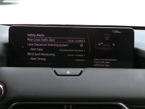 Certified 2025 MAZDA CX-70 Plug-In Hybrid w/ Premium Pkg image 31