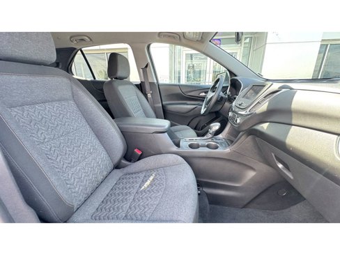 Used 2024 Chevrolet Equinox LT image 10