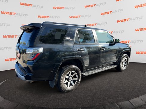 Used 2024 Toyota 4Runner TRD Off-Road Premium image 5