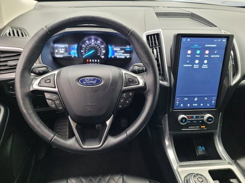 Used 2024 Ford Edge Titanium image 22