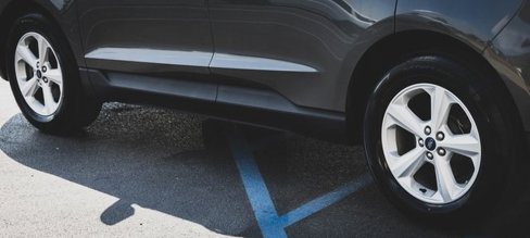 Used 2020 Ford Edge SE image 19