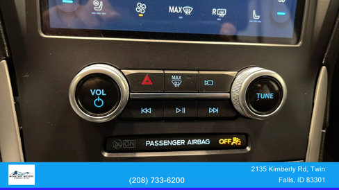 Used 2022 Ford Edge ST-Line w/ Cold Weather Package image 30