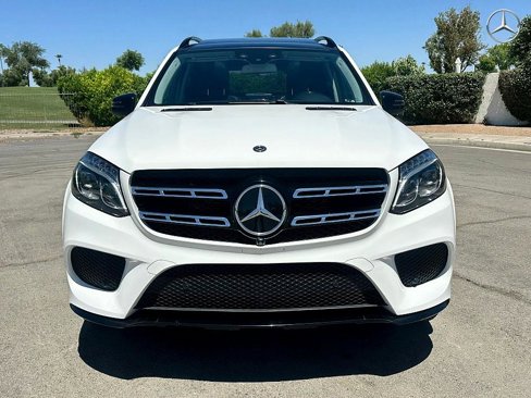Used 2018 Mercedes-Benz GLS 550 4MATIC image 2