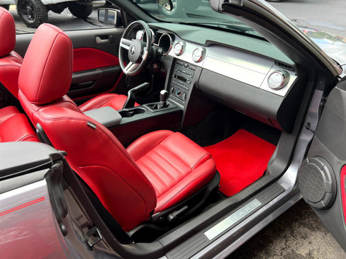 Used 2006 Ford Mustang GT Premium image 28
