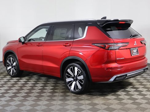 New 2025 Mitsubishi Outlander SEL image 16