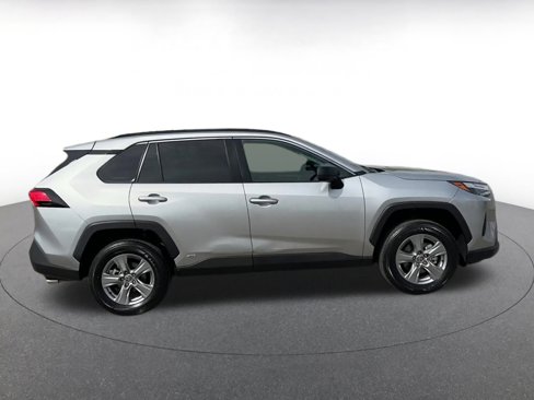 Used 2025 Toyota RAV4 LE image 16