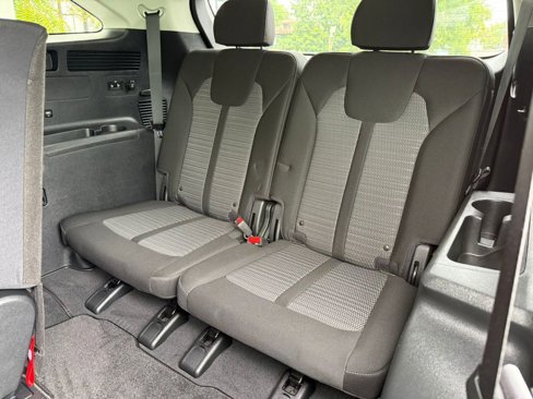 Used 2021 Kia Sorento LX image 18