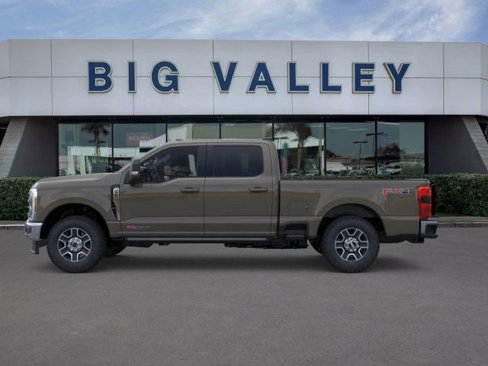 New 2026 Ford F250 Lariat image 3