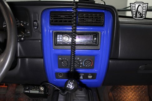 Used 1999 Jeep Cherokee Classic image 22