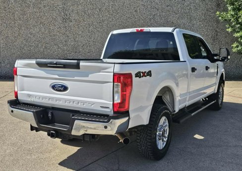 Used 2019 Ford F250 XLT w/ XLT Value Package image 3