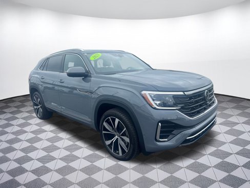 Used 2025 Volkswagen Atlas Cross Sport SEL Premium R-Line image 6