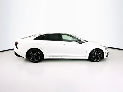 Used 2025 Kia K5 GT-Line image 10