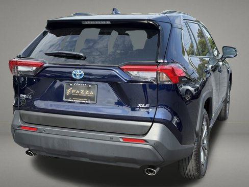Used 2024 Toyota RAV4 XLE Premium image 5