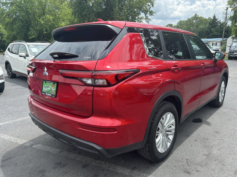 Used 2022 Mitsubishi Outlander ES image 10