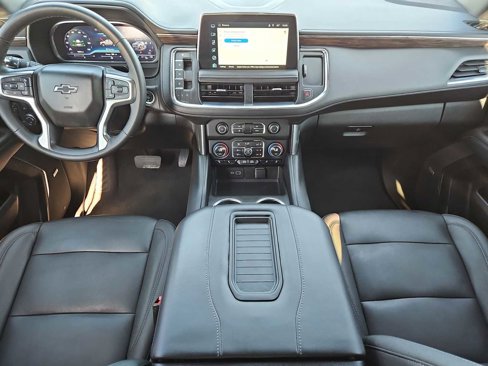 Used 2023 Chevrolet Tahoe Z71 w/ Luxury Package image 21