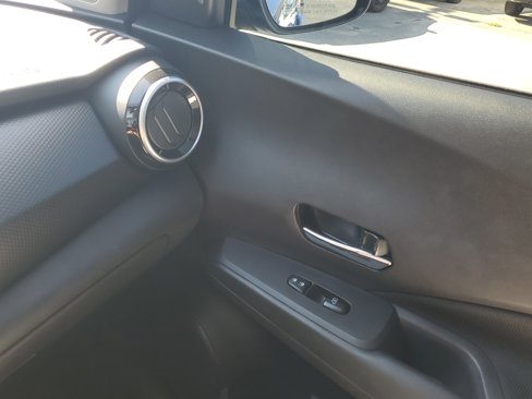 Certified 2024 Nissan Kicks SV w/ Interior Electronics Package image 30