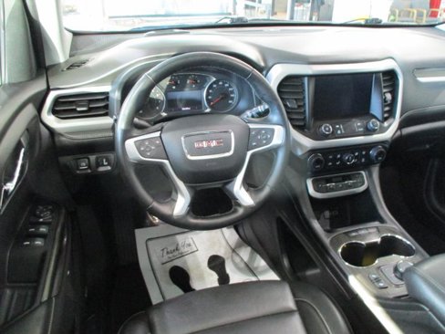 Used 2023 GMC Acadia SLT image 12