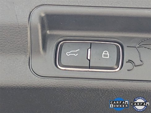 Used 2025 Ford Explorer ST-Line image 13