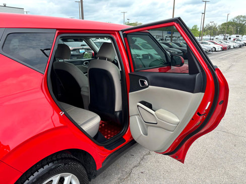 Used 2020 Kia Soul S image 11