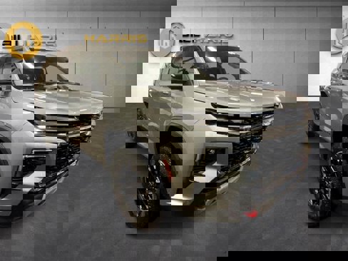 New 2026 Chevrolet Traverse Z71 w/ Enhanced Driving Package image 3
